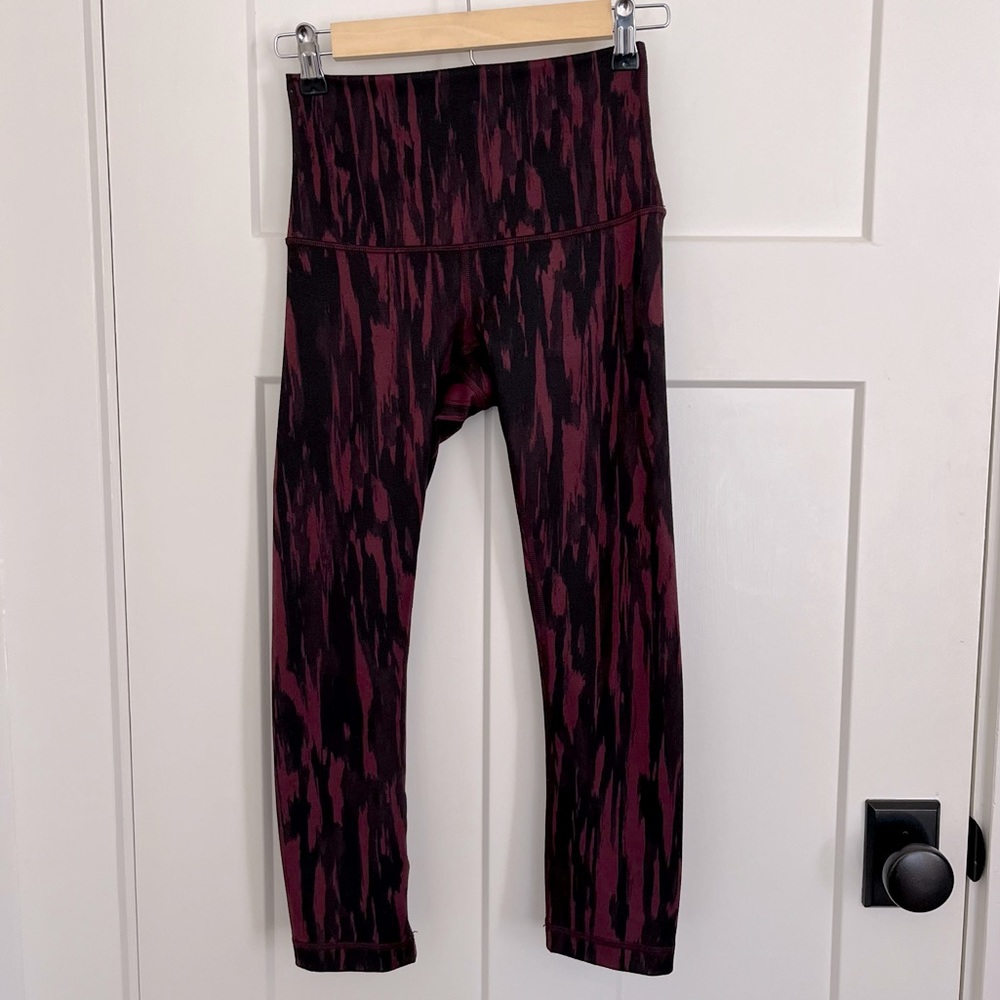 Lululemon Cropped Leggings
